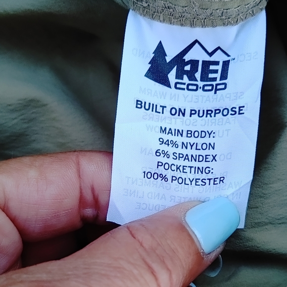 REI Co op relax hiking pants roll up SZ.38 - Picture 14 of 14